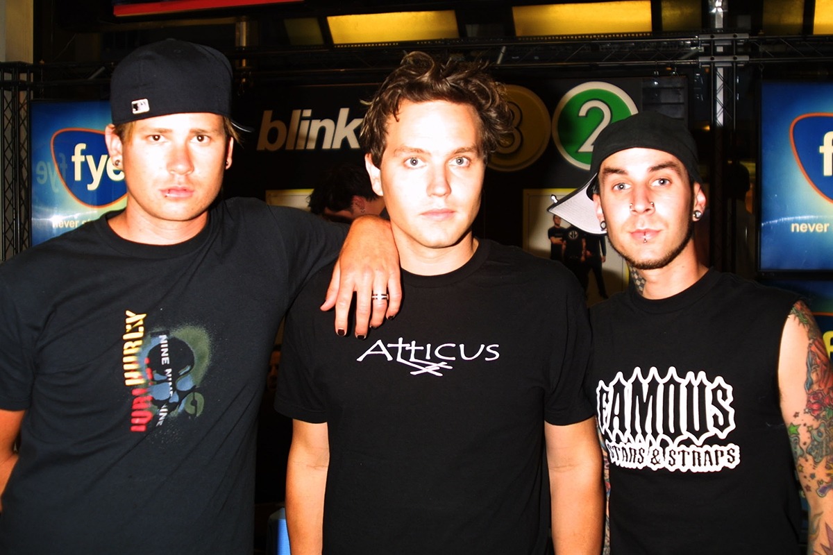 Blink 182 Reactivate Their MySpace Page
