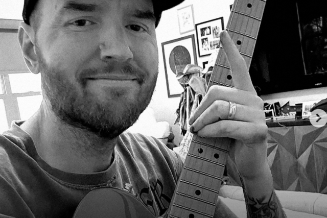 CHAD GILBERT of NEW FOUND GLORY Passes Away